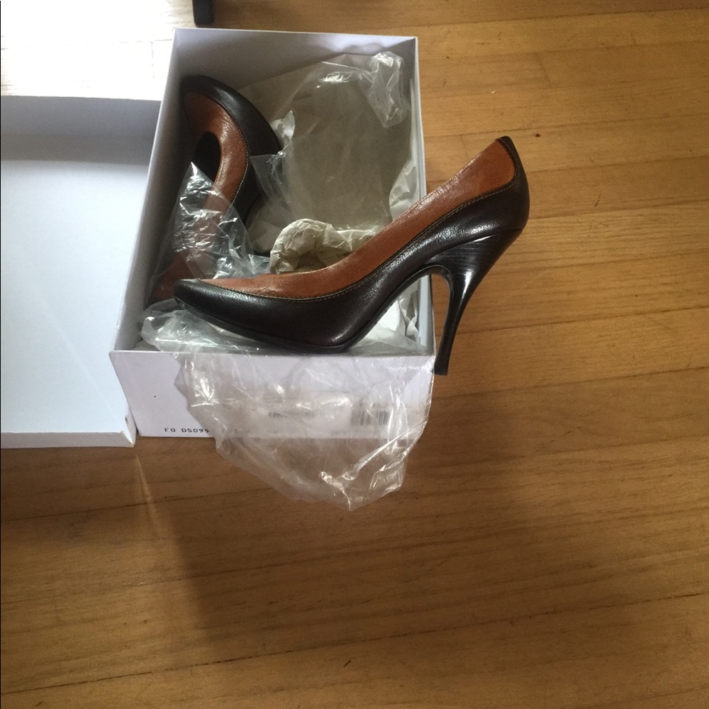 D&G pump shoes size 8.5
